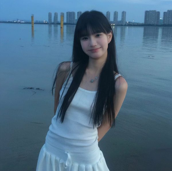 氛围感美女｜秋末面包店打卡