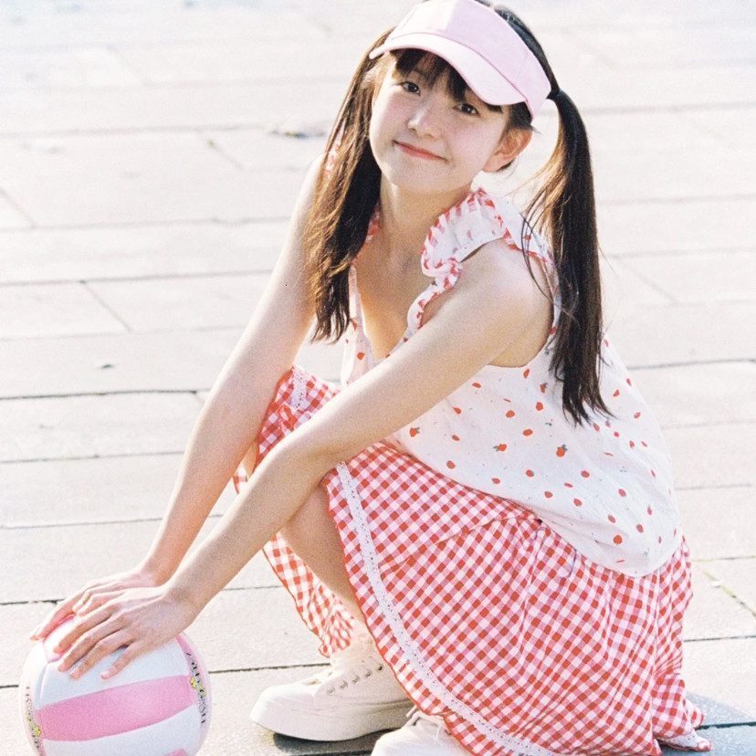 少女写真｜咖啡馆小憩里的生活碎片