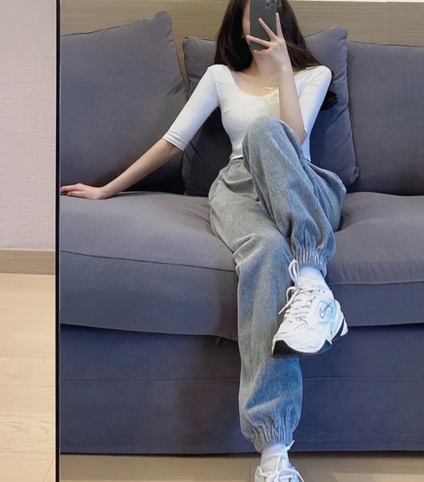 初春去医院产检怎么穿？盐系风孕期也要美美的