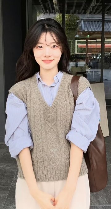 早春女生第一次约会穿什么？法式风不出错的穿搭