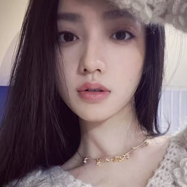 夏末约会怎么穿？温柔风让他移不开眼