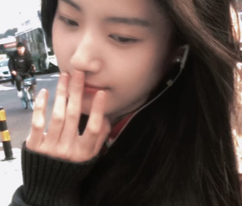 入秋军训式穿搭：一件西装外套穿7天不重样